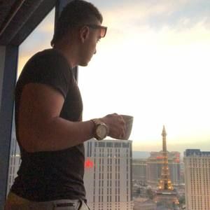 Meet your Posher, Daniel